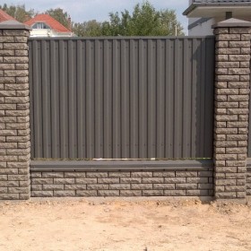 Заборы на ленточном фундаменте