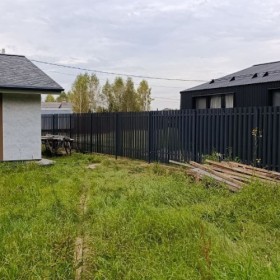 Забор из евроштакетника. Шахматка.