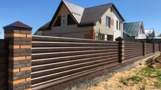 Заборы на ленточном фундаменте