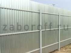 Забор из оцинкованного профнастила купить с установкой в Москве