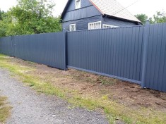 Откатные ворота из профнастила автоматические на в/с