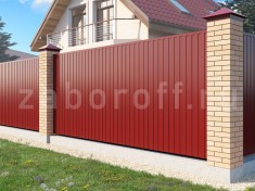 Забор из профнастила с кирпичными столбами