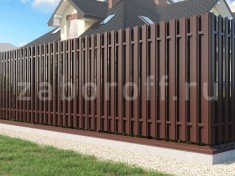 Забор шахматка из евроштакетника на ленточном фундаменте ОПТИМА+ Забор шахматка из евроштакетника на ленточном фундаменте ОПТИМА+