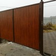 Распашные ворота из профнастила в раме (высота 2 м)