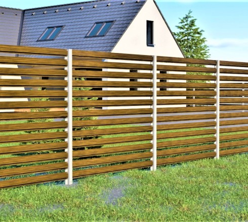 Горизонтальный забор из штакетника под дерево