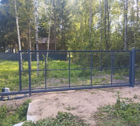 Откатные ворота из 3Д сетки механические на в/с